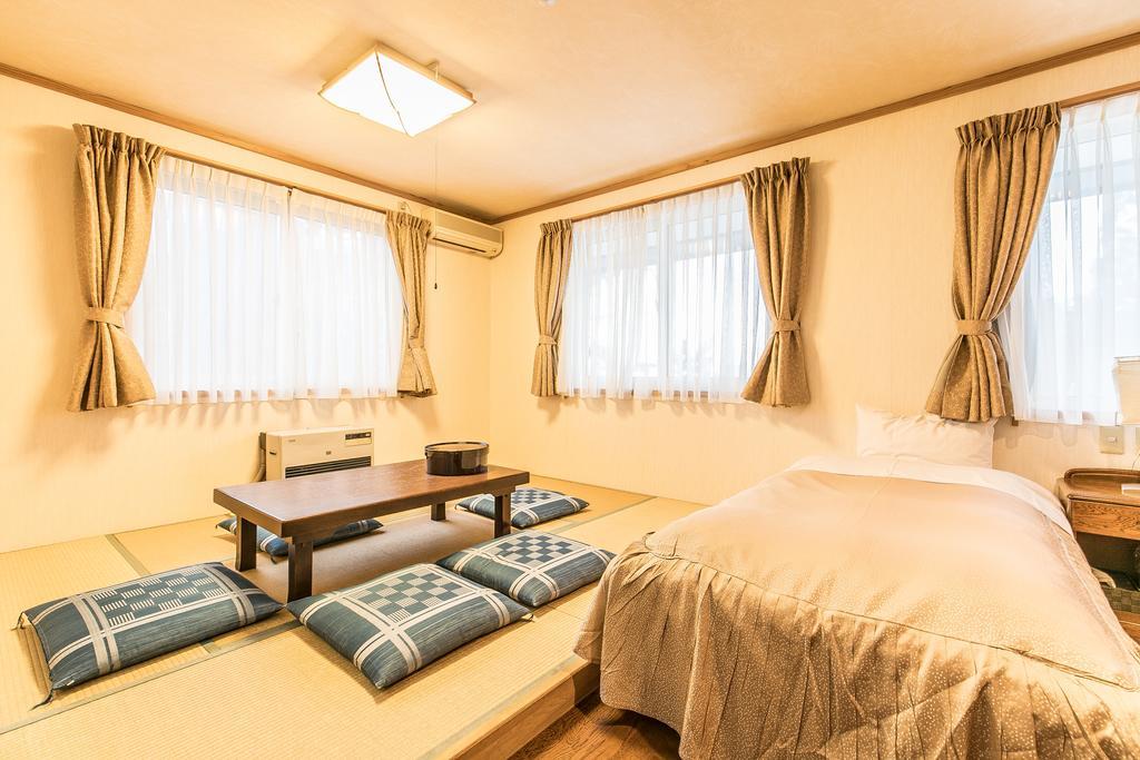Petit Hotel Enchante Hakuba Dış mekan fotoğraf