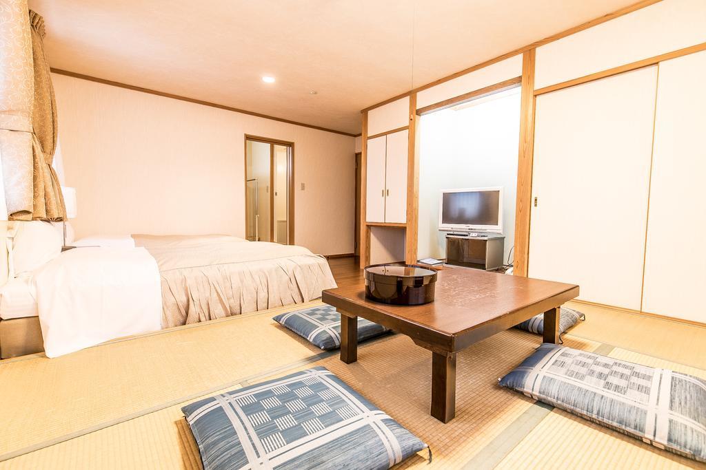 Petit Hotel Enchante Hakuba Dış mekan fotoğraf