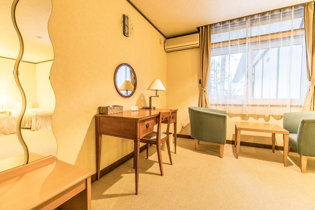 Petit Hotel Enchante Hakuba Dış mekan fotoğraf